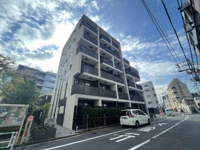 ＲＯＯＴｓ　Ｓｈｉｂｕｙａ　Ｈｏｎｍａｃｈｉの外観