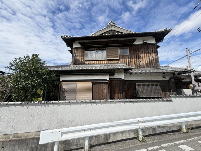飾磨区構　中古一戸建ての周辺