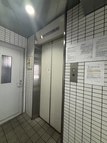 大阪市北区松ケ枝町の事務所