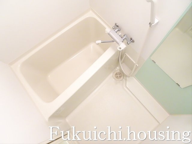 ソナーレ上北沢の浴室