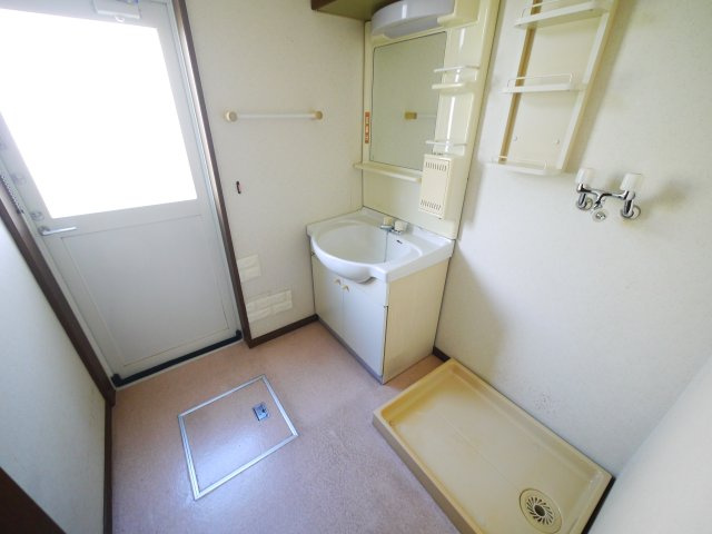 大網白里市四天木　中古戸建の独立洗面台|ハウスクリーニング済み 駐車増設スペース有 オール電化 IHクッキング 大網海岸まで車約5分
