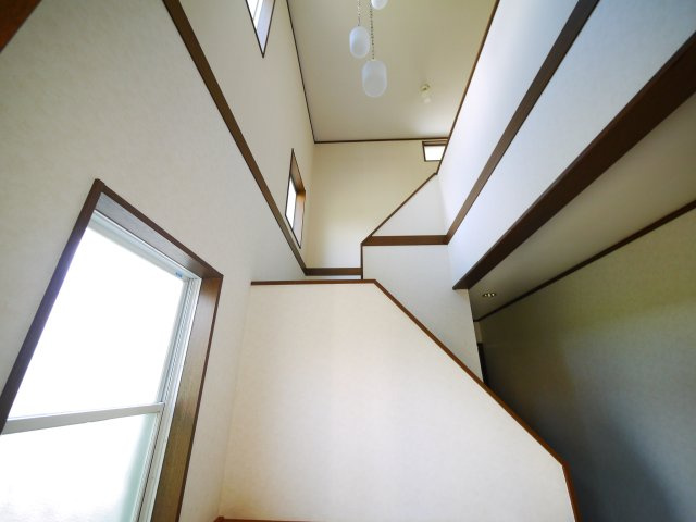 大網白里市四天木　中古戸建の玄関|ハウスクリーニング済み 駐車増設スペース有 オール電化 IHクッキング 大網海岸まで車約5分