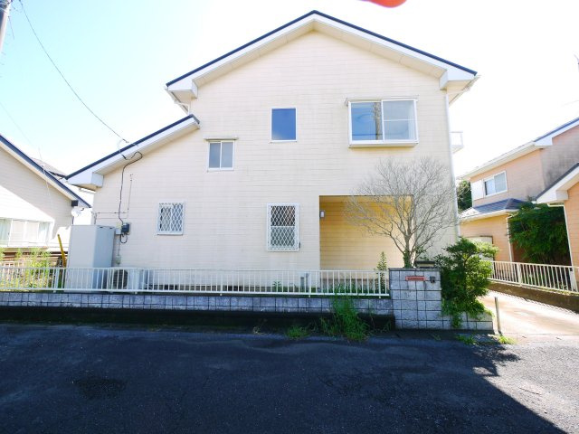 大網白里市四天木　中古戸建の外観|ハウスクリーニング済み 駐車増設スペース有 オール電化 IHクッキング 大網海岸まで車約5分