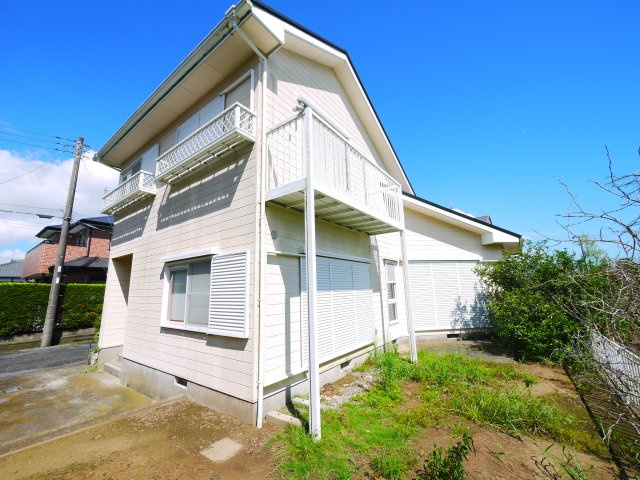 大網白里市四天木　中古戸建の庭|ハウスクリーニング済み 駐車増設スペース有 オール電化 IHクッキング 大網海岸まで車約5分