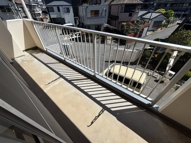マンション　フジフィールドのバルコニー