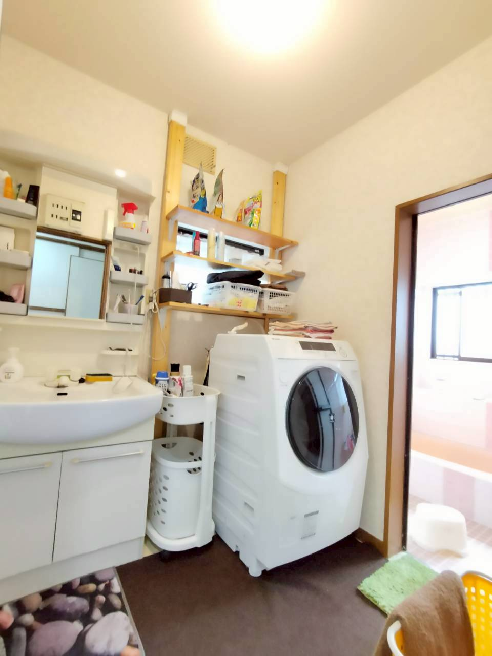 久留米市城島町江上本中古戸建の洗面所