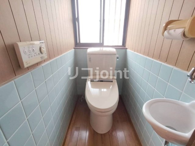 朝倉市甘木中古平屋建てのトイレ