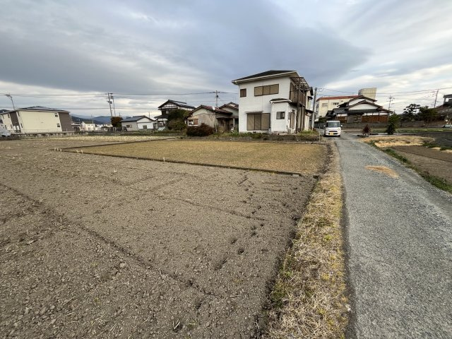 イムタ228の外観