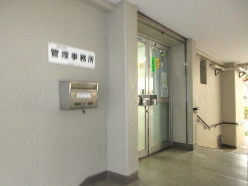 東陽町住宅のエントランス|エントランス