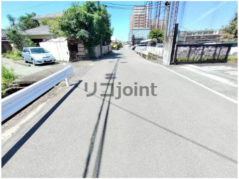 久留米市野中町1345‐１の前面道路含む現地写真