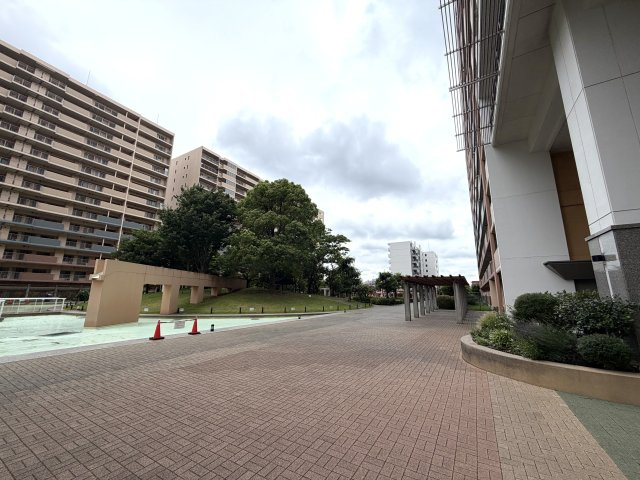 ルネ・アクシアムの外観