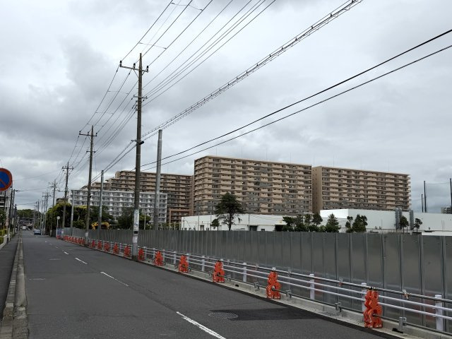 ルネ・アクシアムの外観