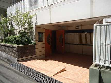 呉市若葉町フォレストコート瀬戸見サンセットビュー3階のエントランス