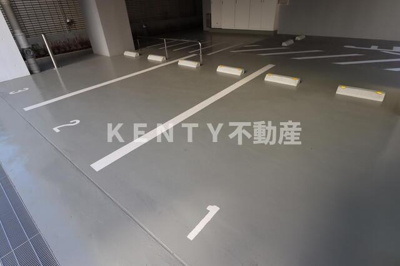 【駐車場】 | ガリシアレジデンス品川パークサイド | 駐車スペースもあります