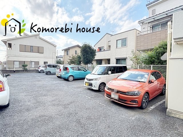 ストークマンション上尾浅間台の駐車場