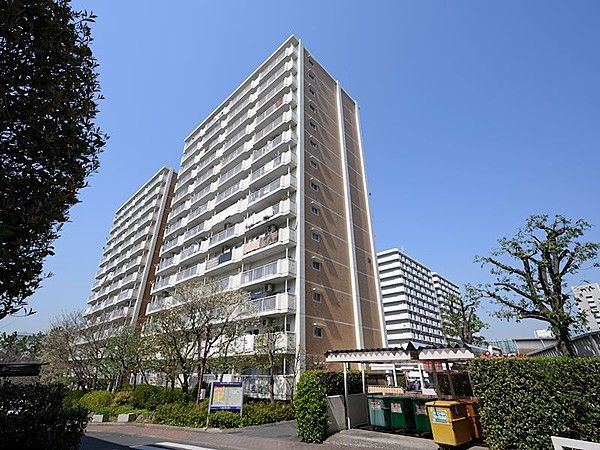 潮路南第二ハイツ25棟の外観