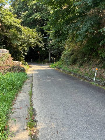 朝倉市大庭1513番1の前面道路含む現地写真