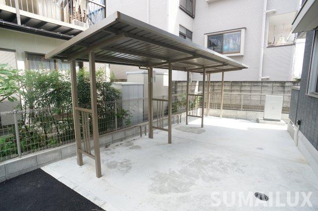 熊本市中央区国府３丁目のアパートの駐車場