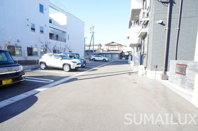熊本市中央区国府３丁目のアパートの駐車場