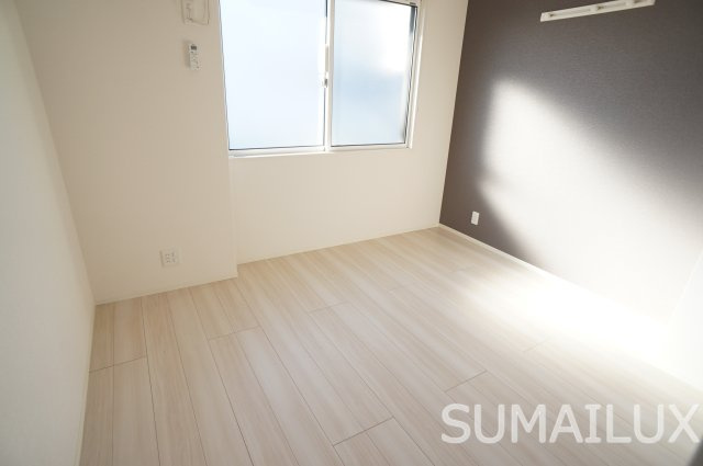 熊本市中央区国府３丁目のアパートの洋室