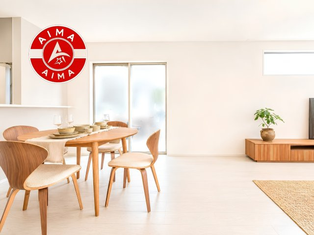 糟屋郡粕屋町内橋東3丁目第1-1棟（1号棟）の内観：施工例|明るく開放的なリビングダイニングは豊かな陽光が注ぎ込み、やすらぎの空間を演出してくれます。ご家族で楽しいひとときをお過ごし下さい。※家具はCGを合成したものです。