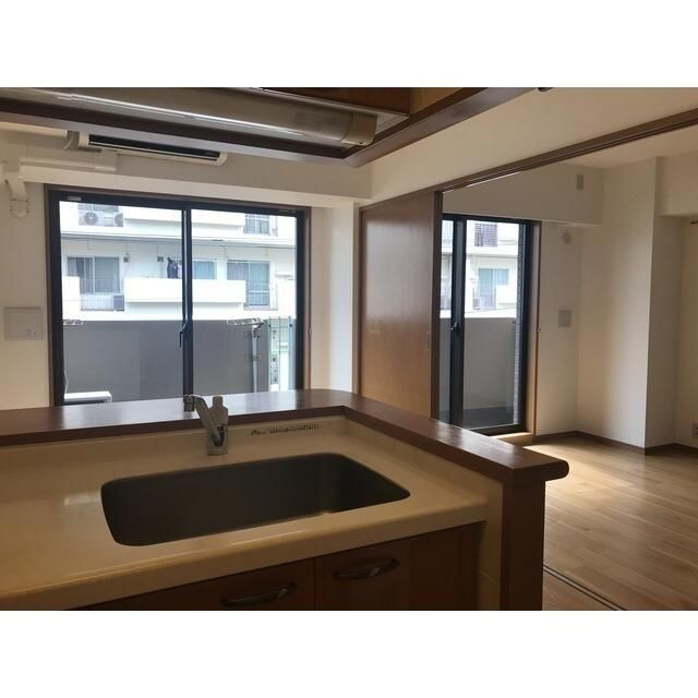 シルフィード南平台Ｃの居間・リビング