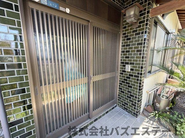 田寺東３丁目　中古一戸建ての玄関