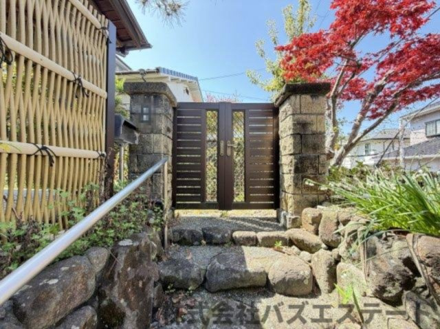 田寺東３丁目　中古一戸建てのエントランス
