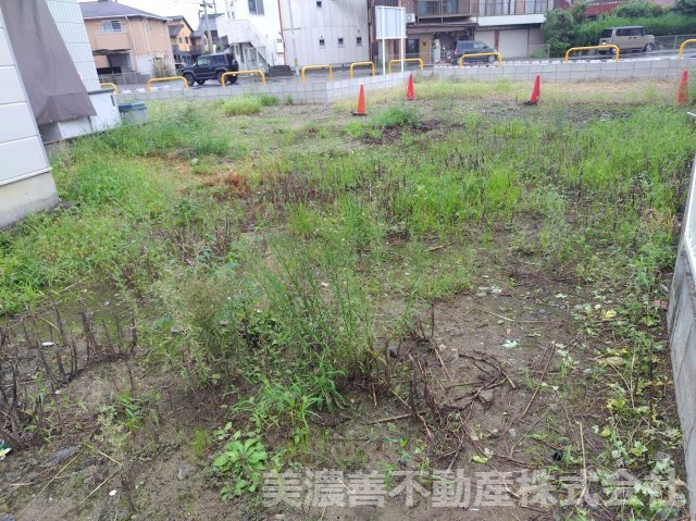 ６７４３９　岐阜市早田町３丁目土地の外観