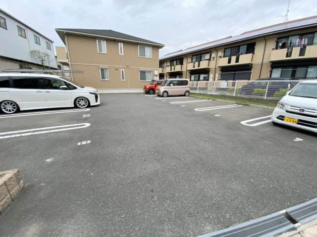 【駐車場】 | ソレイユ　みささぎ