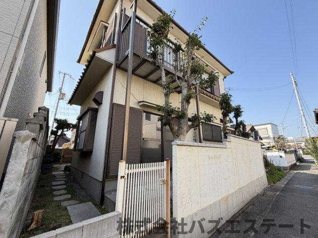 飾磨区亀山　中古一戸建て