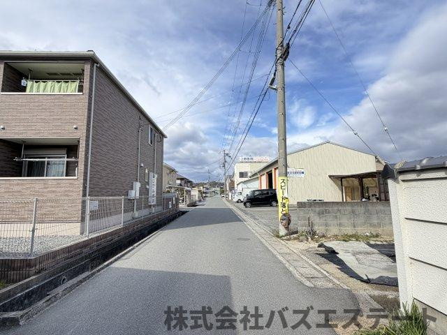 花田町小川　中古戸建ての周辺