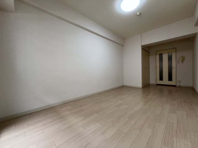 【居間・リビング】 | クレセントコート難波