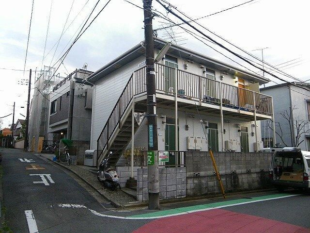 カアサ弦巻の外観