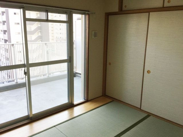 コーシャハイツ法円坂３６号館の和室