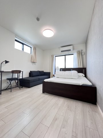 大阪市都島区都島南通２丁目の賃貸マンションの居間・リビング