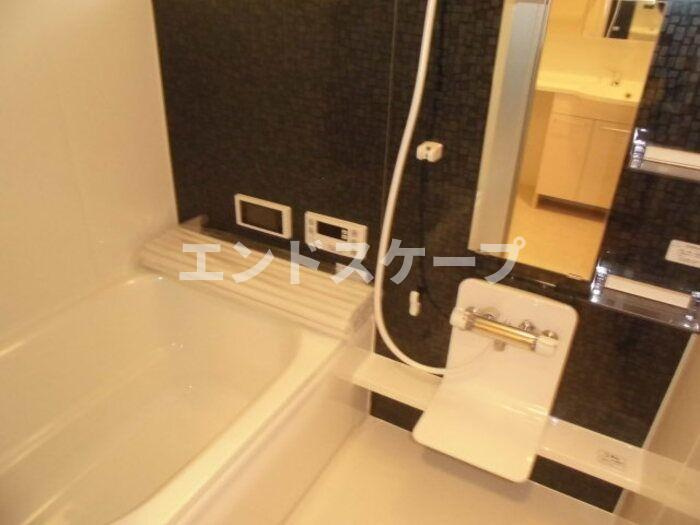 Rosemary/Marigold/Freesia　Freesiaの浴室|高崎、前橋のお部屋探しはエンドスケープまで！お客様の理想お聞かせ下さい♪