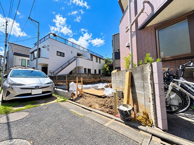 大田区東雪谷5丁目 新築戸建の前面道路含む現地写真
