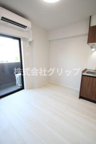 RELUXIA横濱反町の洋室