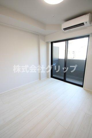 RELUXIA横濱反町の洋室