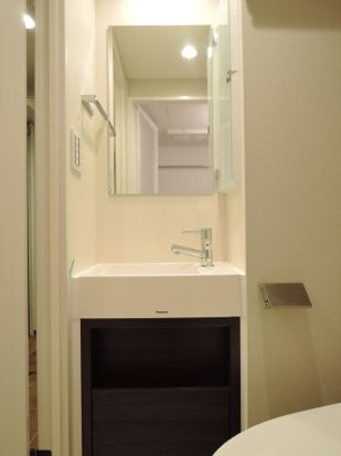 Aprikose奥沢の独立洗面台|朝の身支度には欠かせない独立洗面化粧台