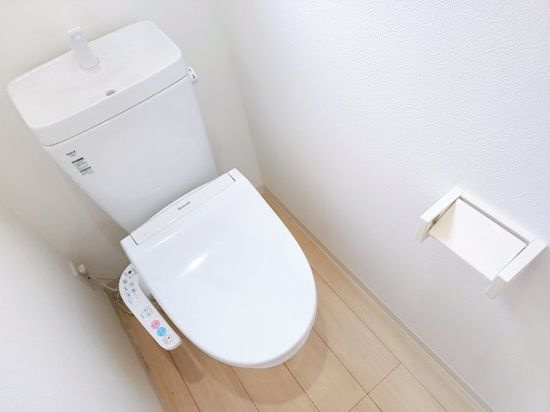 メゾンシュクレのトイレ|シンプルで使いやすいトイレです