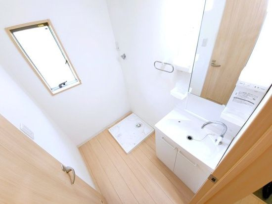 メゾンシュクレの独立洗面台|独立洗面台あり、毎朝おしゃれに忙しい女性の方におすすめです