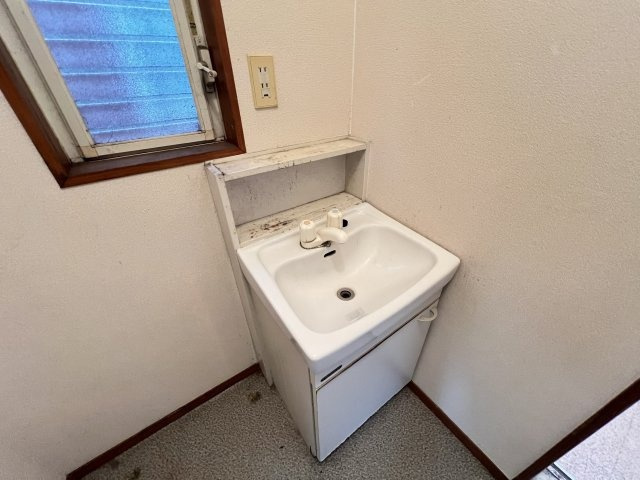 ハザマ貸家の洗面所