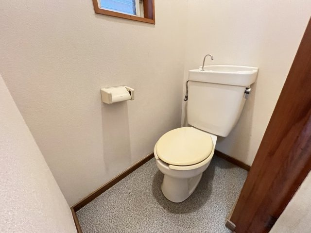 ハザマ貸家のトイレ