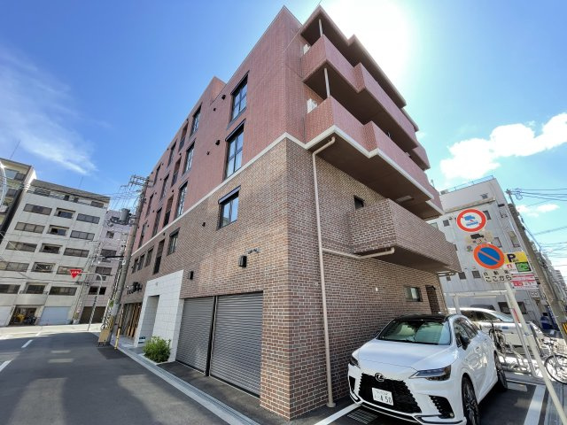 クレアーレ元町の外観
