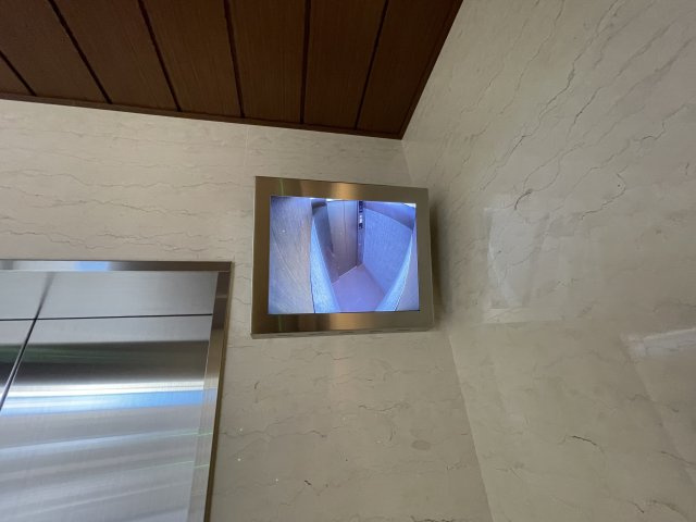 クレアーレ元町の居間・リビング