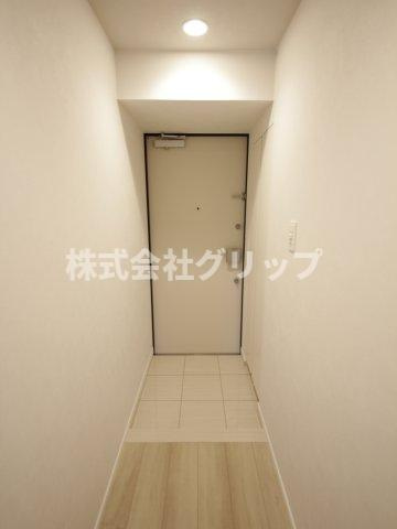 LEXE横濱関内の玄関
