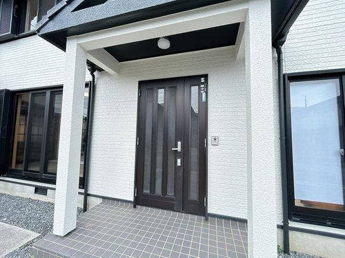 東岐波リフォーム済み物件の玄関