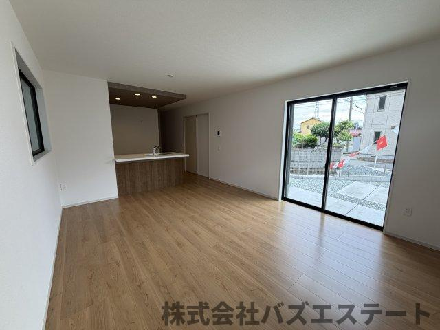 西庄　新築一戸建ての内装